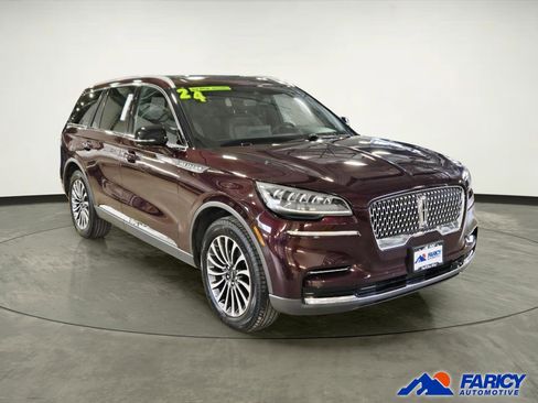 Used 2024 Lincoln Aviator Reserve w/ Elements Package Plus AWD/4WD image 7