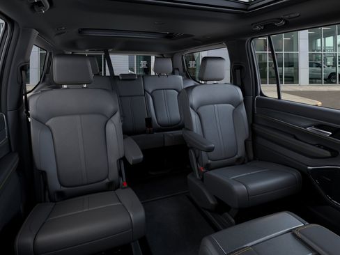 New 2026 Jeep Grand Wagoneer 4WD image 15