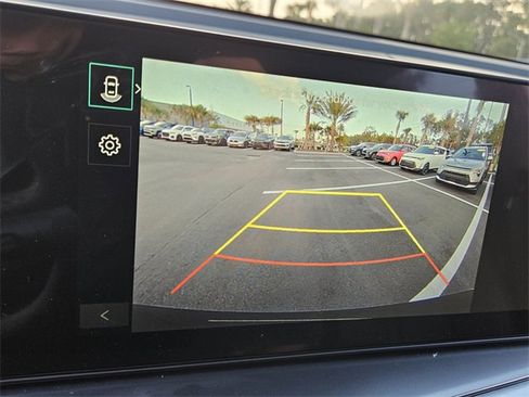 New 2025 Kia Sorento S w/ Panoramic Sunroof Package image 18