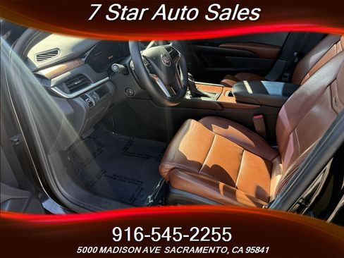 Used 2015 Cadillac XTS Luxury w/ Driver Awareness Package image 8