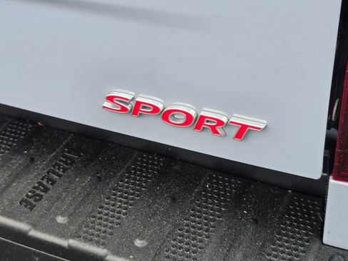 Used 2025 Honda Ridgeline Sport image 12