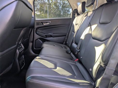 Used 2018 Ford Edge Titanium w/ Equipment Group 302A image 14