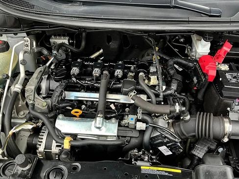 Used 2022 Nissan Versa SV w/ Electronics Package FWD image 28