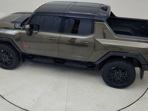Used 2025 GMC Hummer EV 2X w/ LPO, Sport Package AWD/4WD image 83