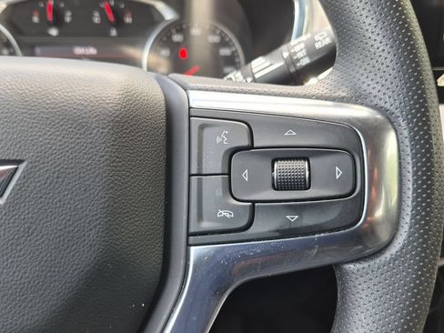 Used 2025 Chevrolet Blazer LT FWD image 15