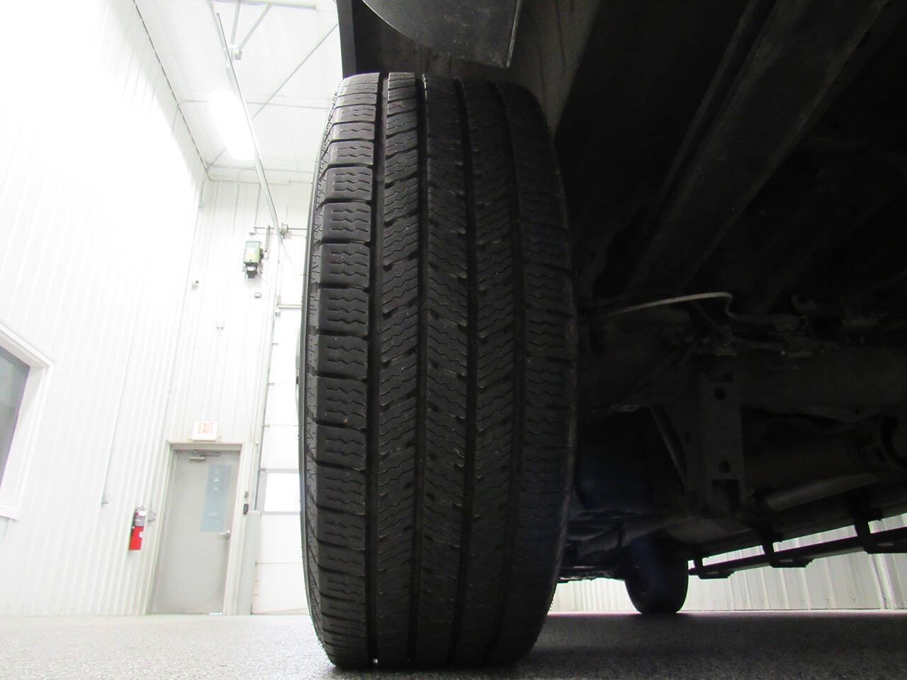 Used 2023 Ford Transit 250 Medium Roof AWD image 25
