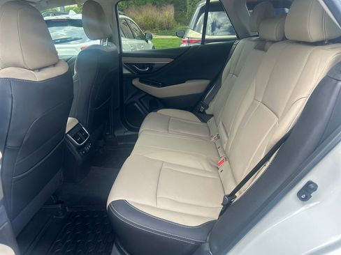 Used 2020 Subaru Outback Limited image 26