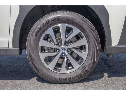 Certified 2025 Subaru Outback Premium AWD/4WD image 9