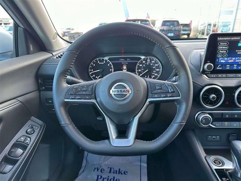 Certified 2022 Nissan Sentra SV image 13