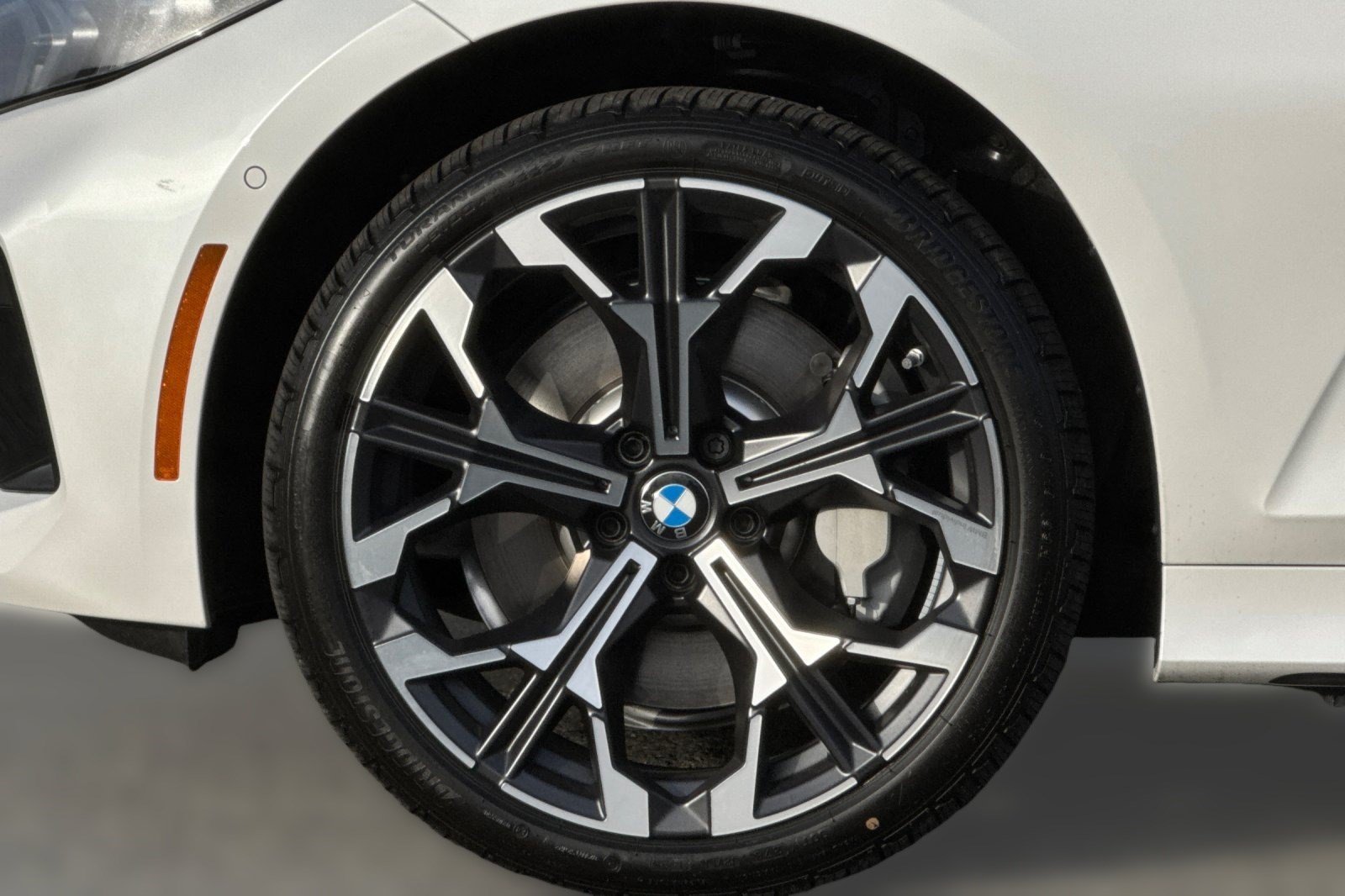 Used 2026 BMW 330i Sedan w/ Premium Package RWD image 13