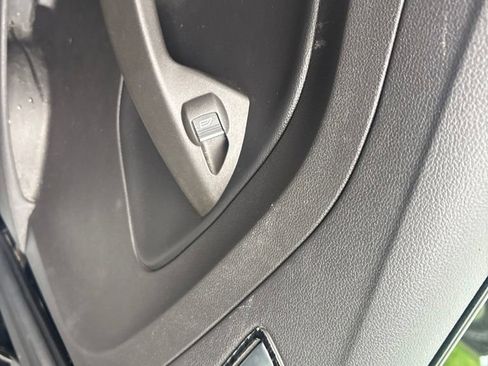 Used 2017 Ford Escape Titanium AWD/4WD image 12