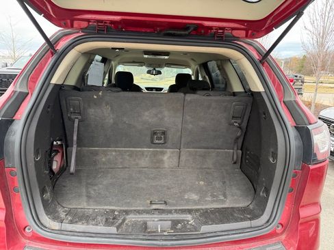 Used 2013 Chevrolet Traverse LT image 5