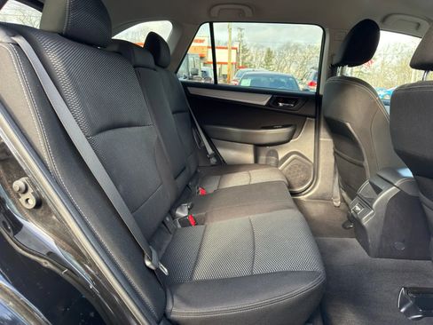 Used 2018 Subaru Outback 2.5i Premium image 21