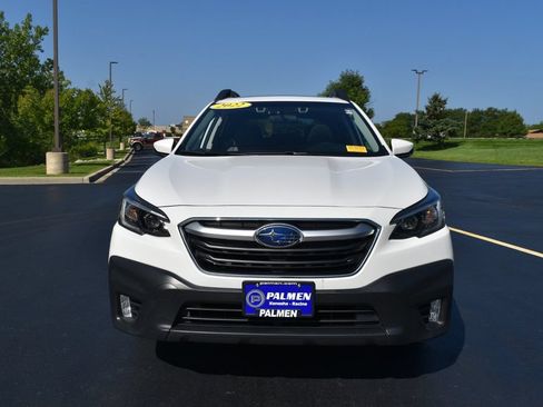 Used 2022 Subaru Outback Premium AWD/4WD image 3