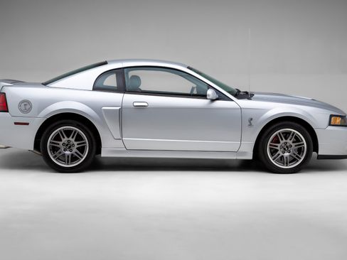 Used 2003 Ford Mustang Cobra RWD image 2