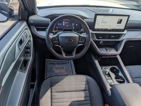 Used 2025 Ford Explorer ST-Line w/ Premium Package RWD image 12