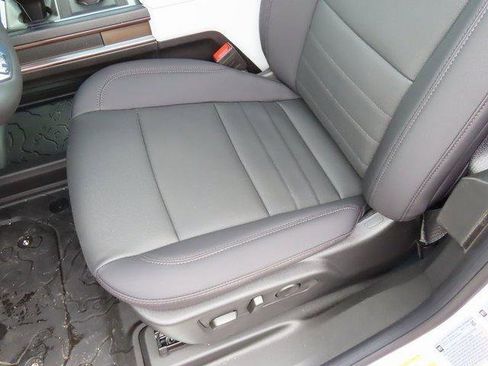 New 2025 GMC Hummer EV 3X w/ Battery Pack, 24 Module Pack image 32