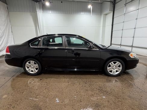 Used 2013 Chevrolet Impala LT w/ LT Sunroof Package FWD image 5