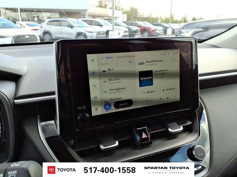 Used 2025 Toyota Corolla Cross XLE AWD/4WD image 21