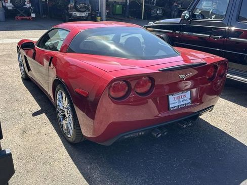 Used 2008 Chevrolet Corvette Coupe w/ Preferred Equipment Group image 4
