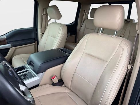 Used 2017 Ford F150 Lariat image 20