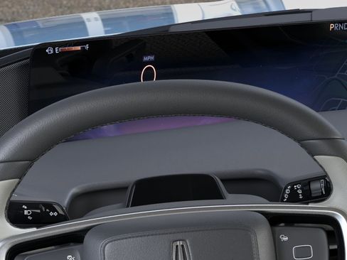 New 2026 Lincoln Navigator L Premier AWD/4WD image 13