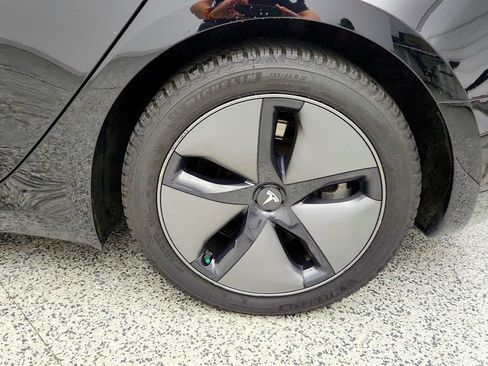 Used 2018 Tesla Model 3 Long Range AWD/4WD image 9