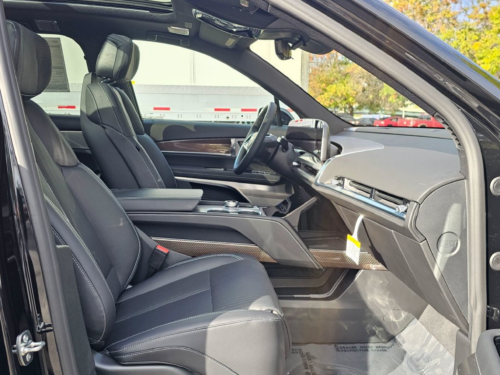 New 2027 Cadillac Vistiq Sport AWD/4WD image 10