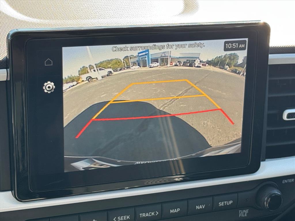 Used 2025 Hyundai Venue Limited FWD image 24