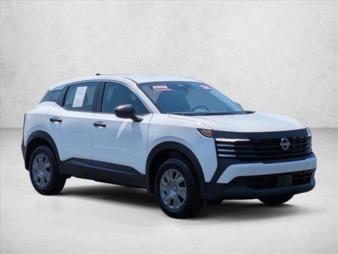 Used 2026 Nissan Kicks S FWD image 3