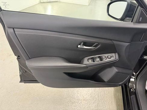 New 2025 Nissan Sentra SV w/ Trunk Package image 11