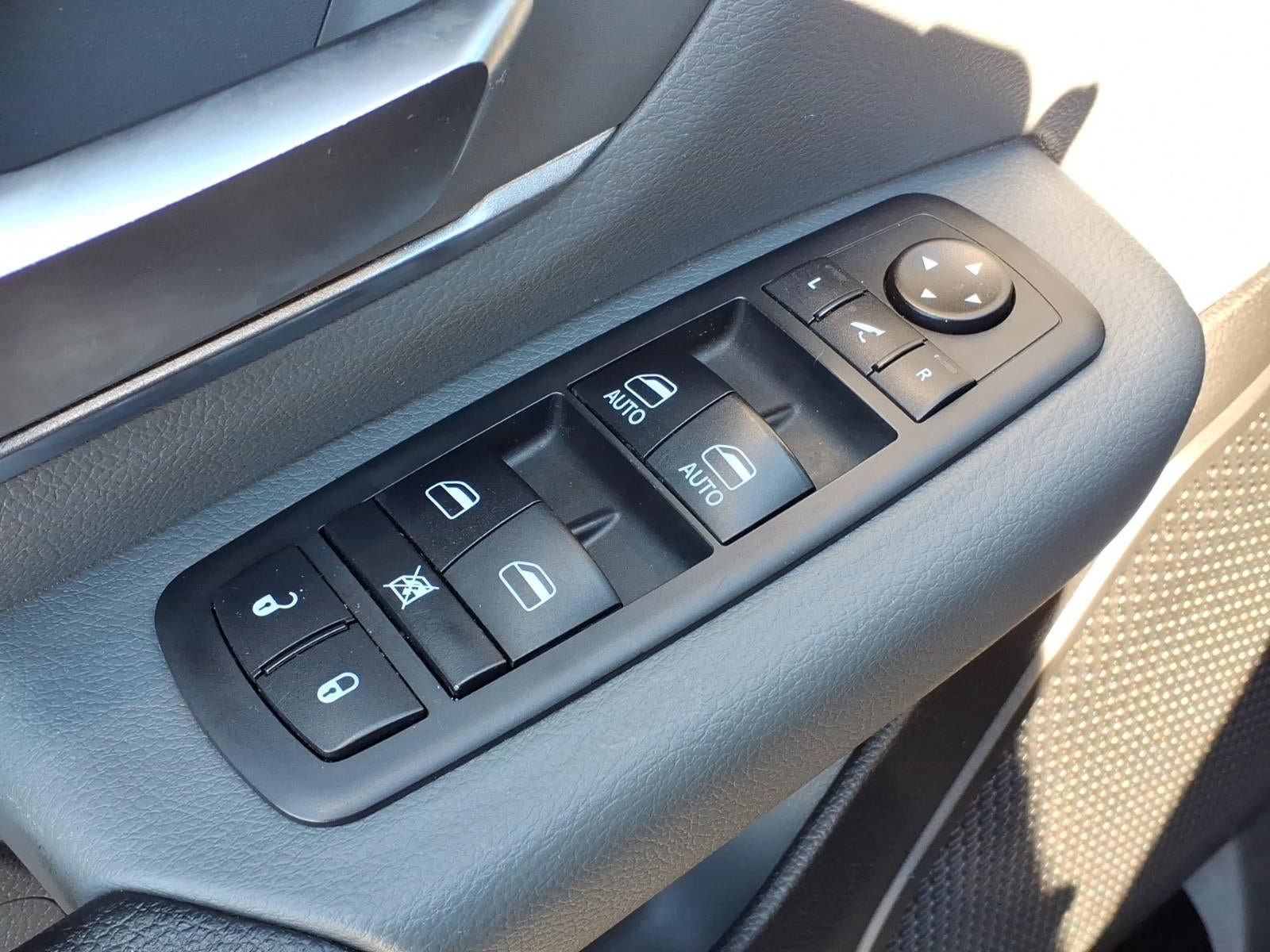 Used 2019 RAM 1500 Big Horn AWD/4WD image 5