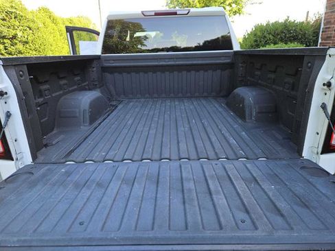 Used 2023 GMC Sierra 1500 Pro w/ Pro Value Package AWD/4WD image 32
