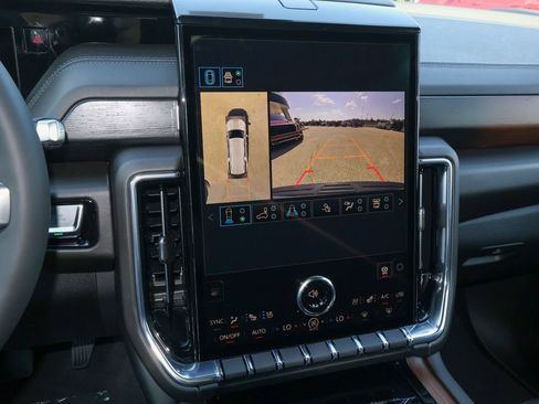 New 2026 GMC Yukon XL Denali w/ Denali Reserve Package AWD/4WD image 22