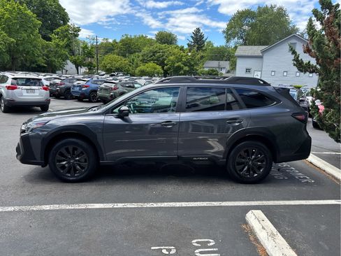 Used 2023 Subaru Outback Onyx Edition XT AWD/4WD image 7