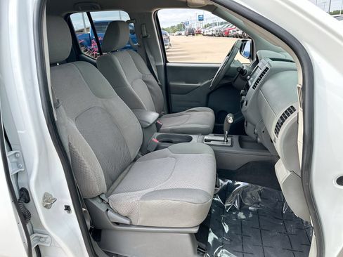 Used 2019 Nissan Frontier SV RWD image 24