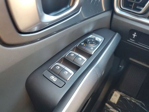 New 2026 Kia Sorento S w/ S Panoramic Sunroof Package FWD image 29