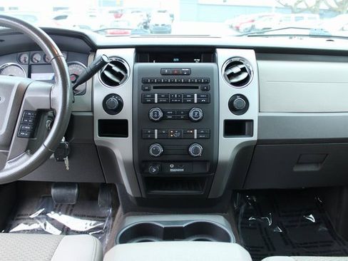 Used 2010 Ford F150 XLT image 17