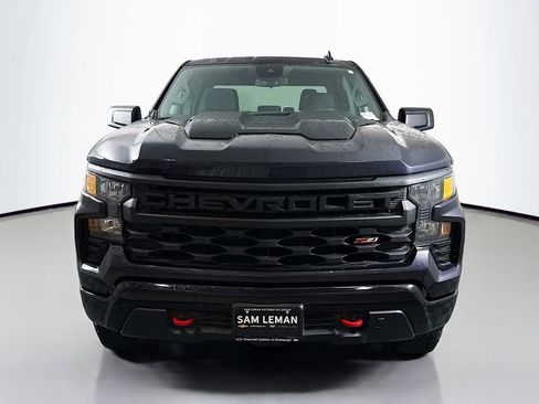 Used 2024 Chevrolet Silverado 1500 Custom Trail Boss image 2