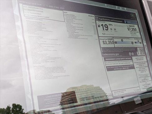 New 2025 Land Rover Defender 110 S image 20