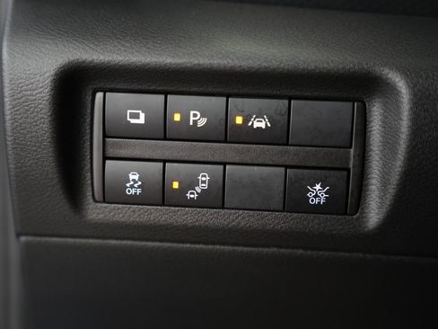 Used 2022 Nissan Kicks S FWD image 37
