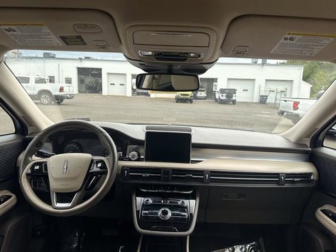 Used 2020 Lincoln Corsair AWD w/ Equipment Group 101A image 19