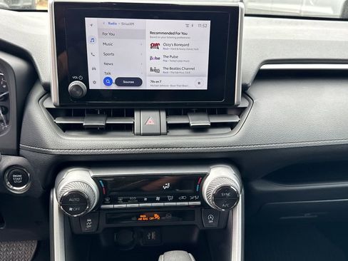 Used 2024 Toyota RAV4 XLE w/ Convenience Package image 30