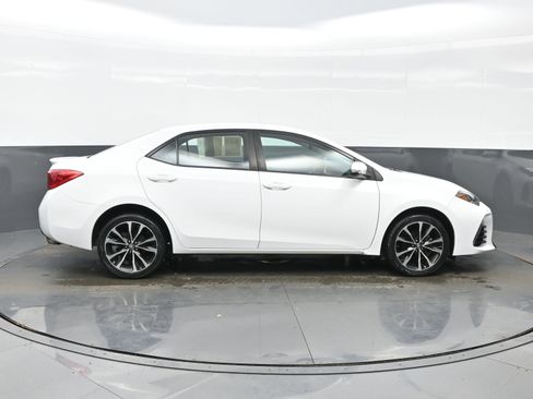 Used 2019 Toyota Corolla SE image 7