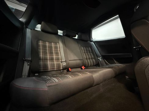 Used 2011 Volkswagen GTI Autobahn image 8