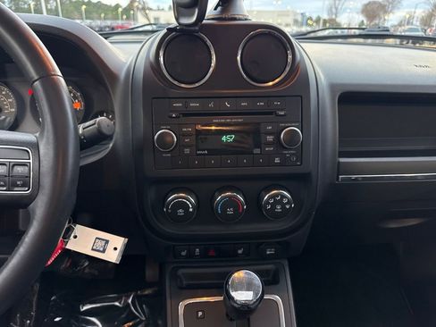 Used 2014 Jeep Patriot High Altitude image 17