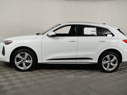 New 2025 Audi Q5 Premium Plus image 2