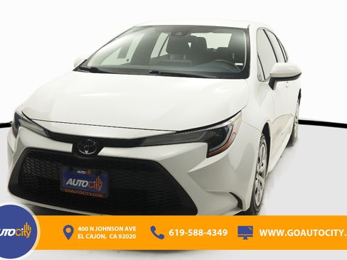 Used 2022 Toyota Corolla LE image 1