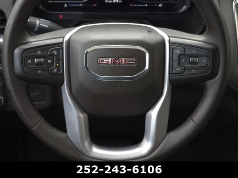 Used 2023 GMC Yukon SLT w/ SLT Premium Package image 55