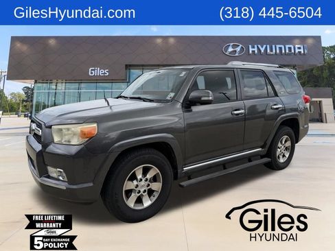 Used 2013 Toyota 4Runner SR5 RWD image 1